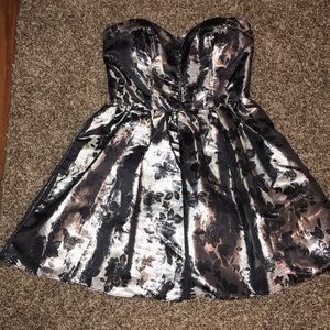 Metallic strapless dress